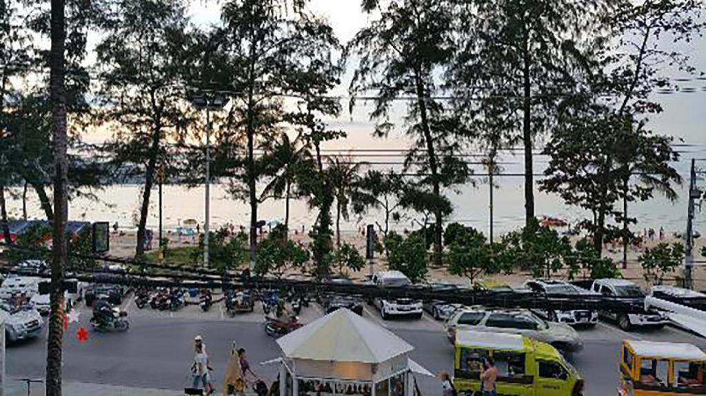 Long Beach Hotel Patong Eksteriør bilde