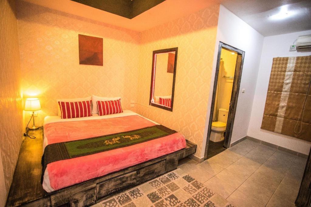 Long Beach Hotel Patong Eksteriør bilde