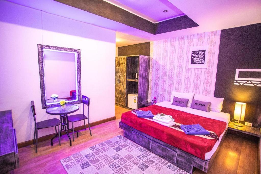 Long Beach Hotel Patong Eksteriør bilde